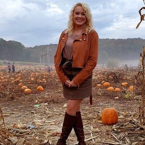 Meet your Posher, Katie